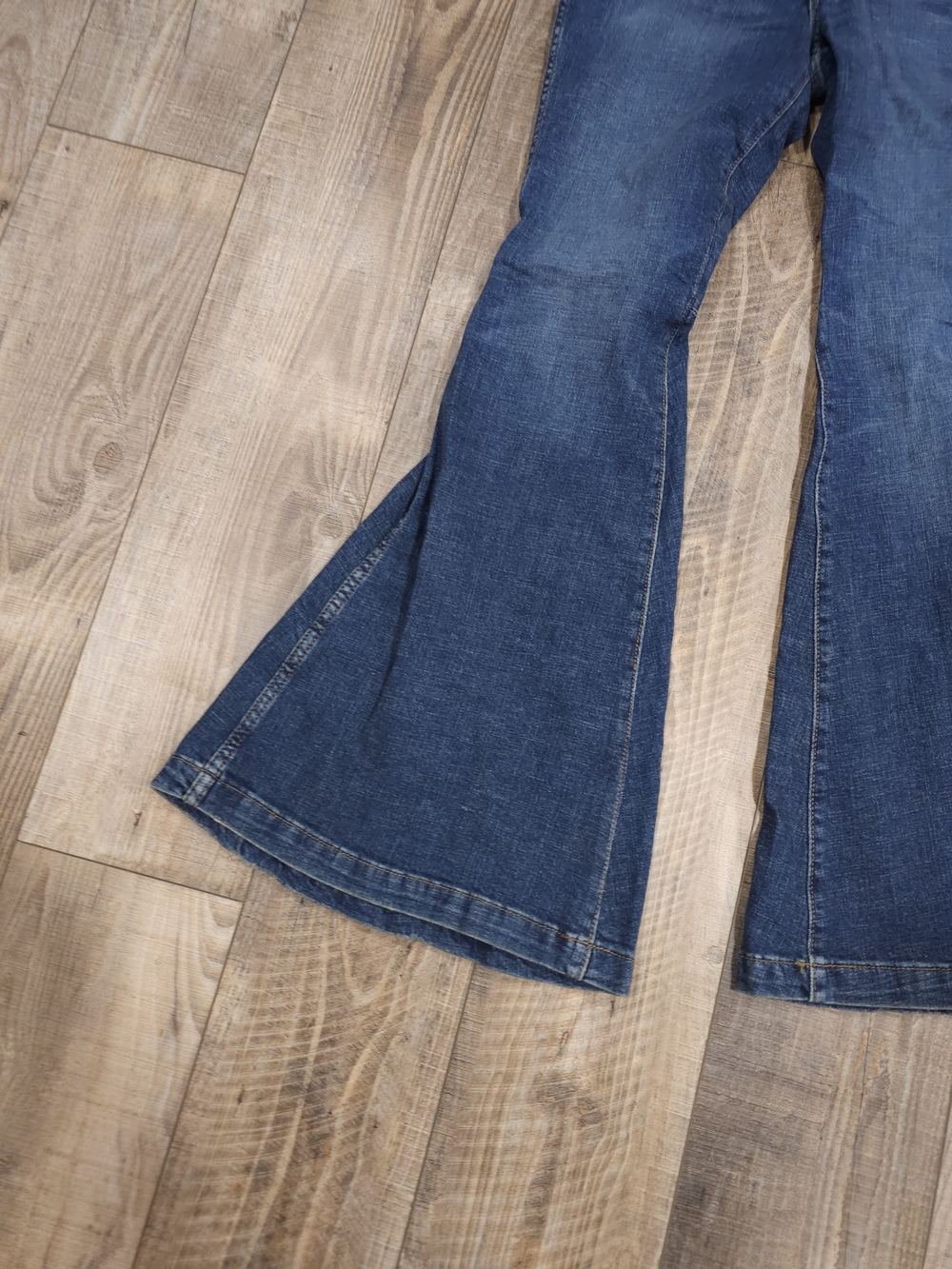 Wrangler Retro 27 Waist High Rise Flare 34 Inseam Womens Nwt Dark Jeans Western - Picture 2 of 15